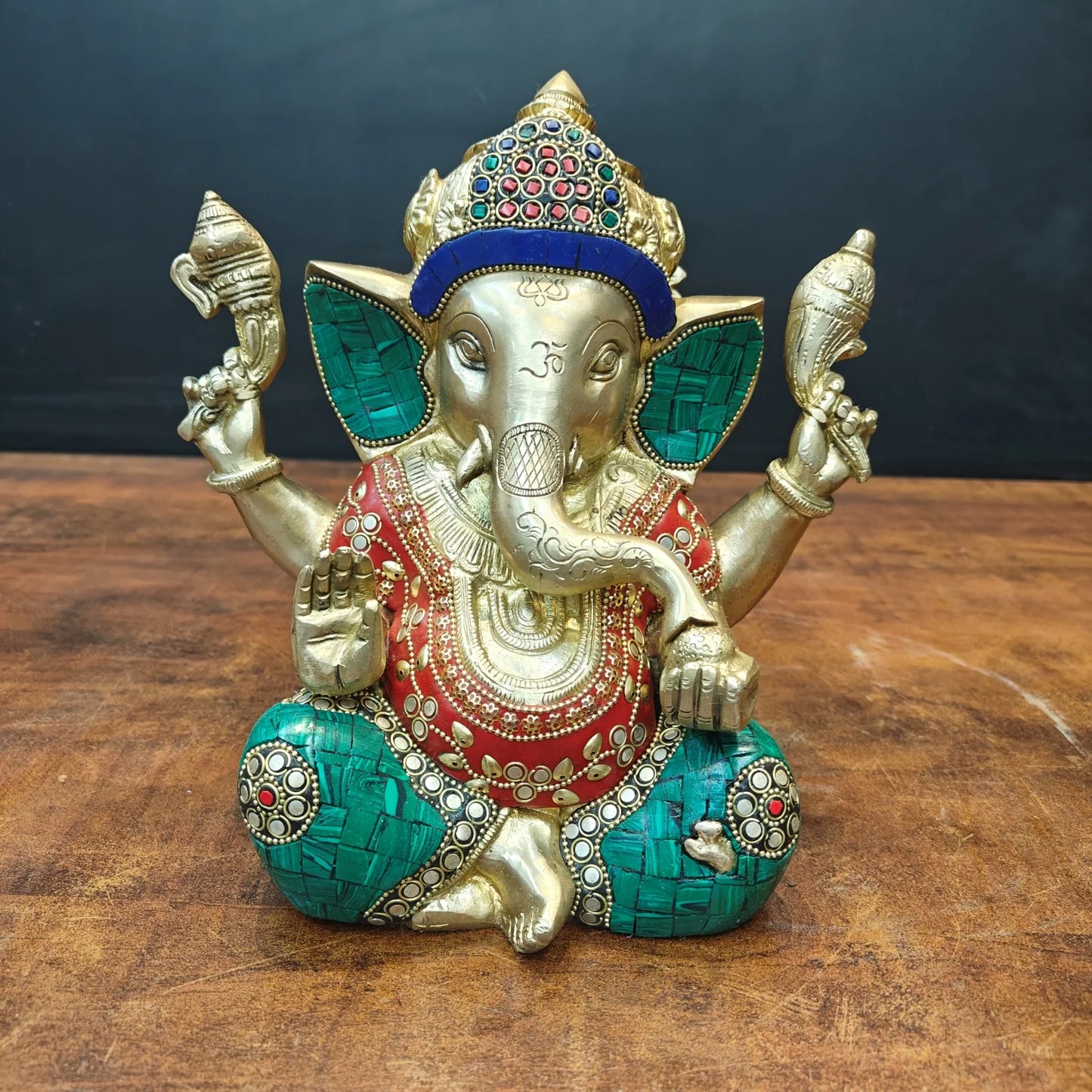 Brassaura® Handcrafted Brass Lord Ganesha Idol with Stone Inlay Work | Premium Ganpati Statue for Home Temple, Living Room & Office Décor | 9 Inches | 5.7 Kg