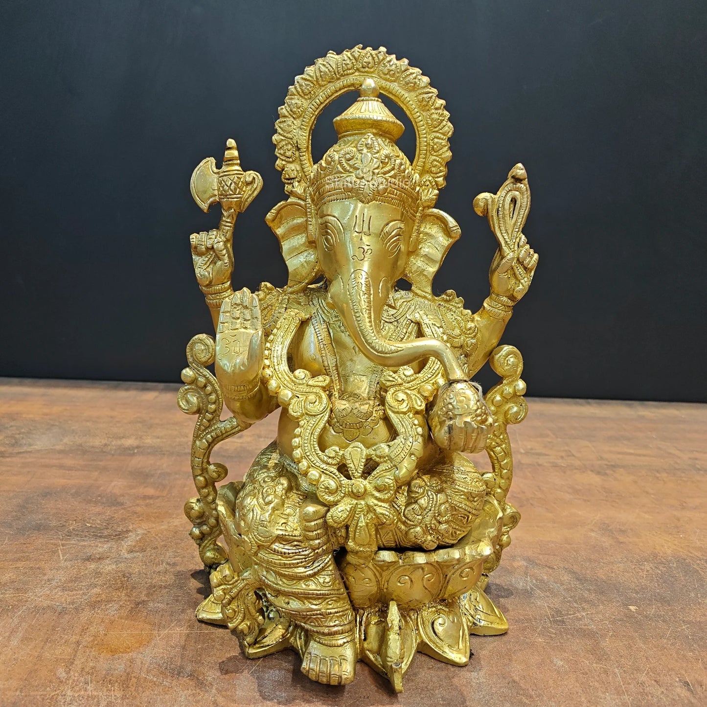 Brassaura® Lord Ganesha Brass Idol | Premium Solid Brass Ganpati Murti with Intricate Traditional Design | Handcrafted Hindu God Statue for Home Temple, Pooja Room & Spiritual Décor | Height 12.5 Inches | 7.5 Kg