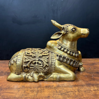 Brassaura® Brass Nandi Bull Idol | Sacred Nandi Statue for Home Temple, Shiv Mandir, Spiritual Décor & Vastu | 14 Inches | 16.3 Kg