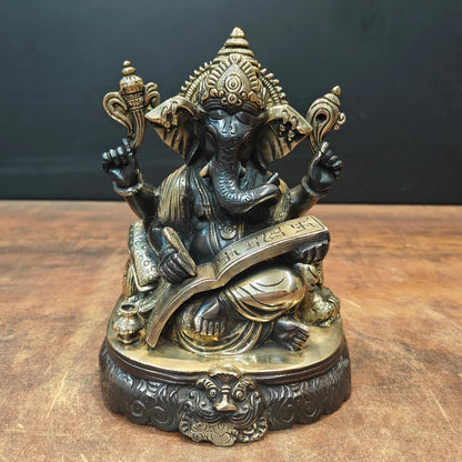 ब्रासोरा® वृंदावन वेणुगोपाल कृष्ण पीतल की प्रतिमा मोर के साथ | एंटीक नीला और सुनहरा रंग | ऊँचाई 20 इंच
