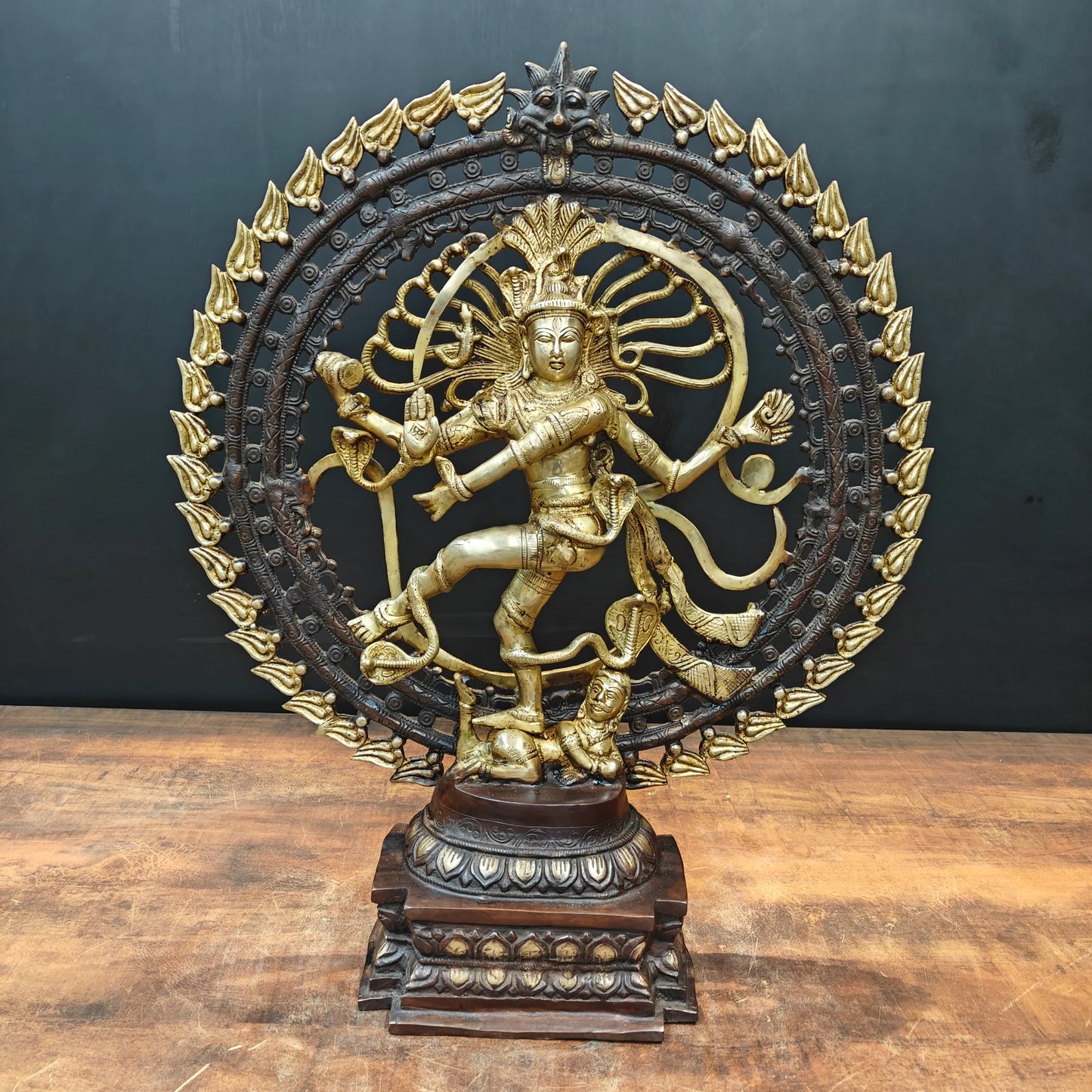 Brassaura® Brass Nataraja Statue | Lord Shiva Nataraja Dancing Idol with Prabhamandala | Premium Brass Spiritual Home Temple & Living Room Décor | Height 26 Inches | 16 Kg