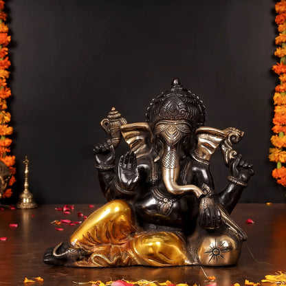 ब्रासोरा® वृंदावन वेणुगोपाल कृष्ण पीतल की प्रतिमा मोर के साथ | एंटीक नीला और सुनहरा रंग | ऊँचाई 20 इंच