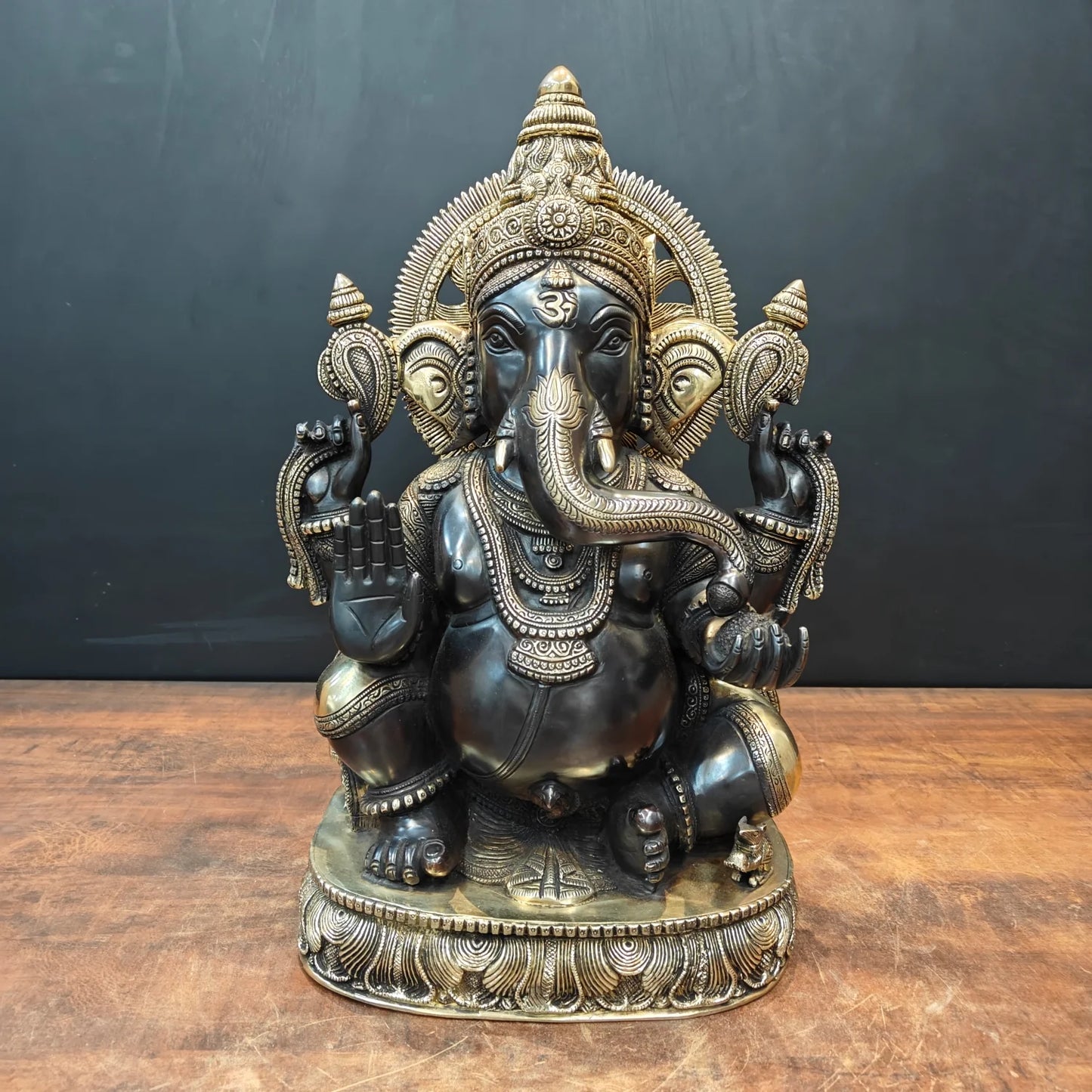 Brassaura® Seated Lord Ganesha Brass Statue | Divine Handcrafted Sculpture | Height 20 Inches & Weight 23 Kgs