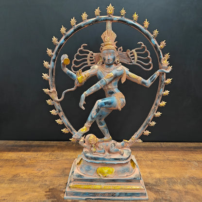 ब्रासोरा® वृंदावन वेणुगोपाल कृष्ण पीतल की प्रतिमा मोर के साथ | एंटीक नीला और सुनहरा रंग | ऊँचाई 20 इंच