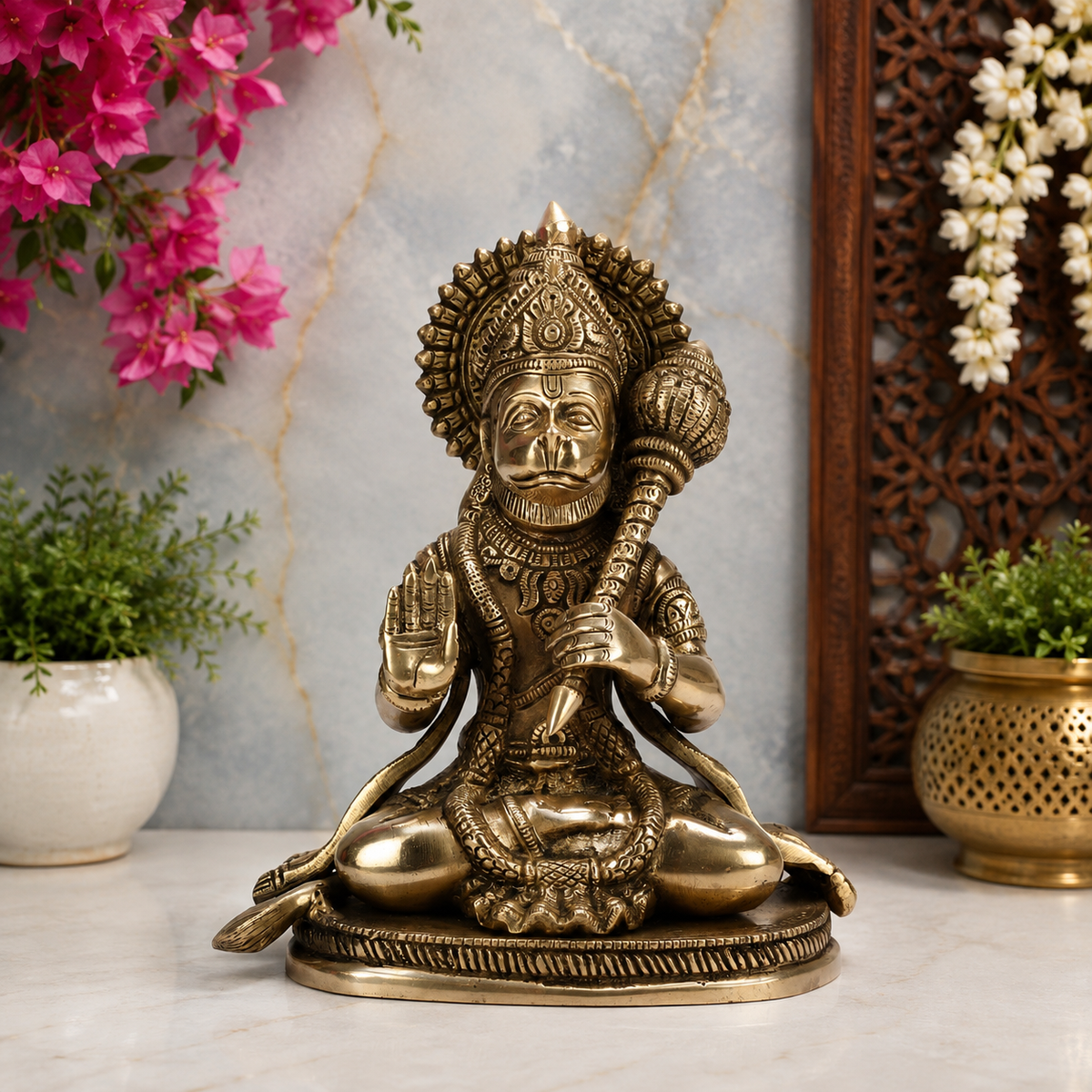 ब्रसाउरा™ दिव्य पीतल हनुमान प्रतिमा – ऊँचाई 9.2 इंच और वज़न 1.8 किग्रा | क्लासिक सजावट