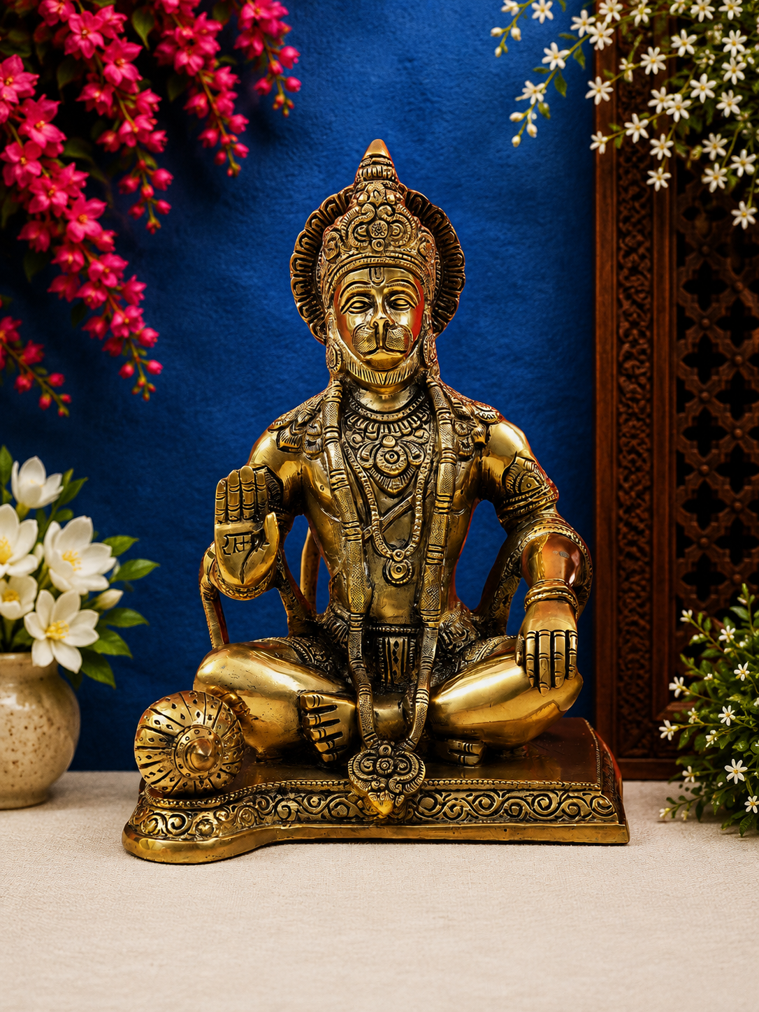 Brassaura® Hanuman Seated Blessing Idol with Natural Golden Brass Finish | Pure Superfine Brass Handcrafted Murti | Brass Statue for Home Temple, Pooja Room | Height 9.3 Inches | Weight 4.2 Kgs