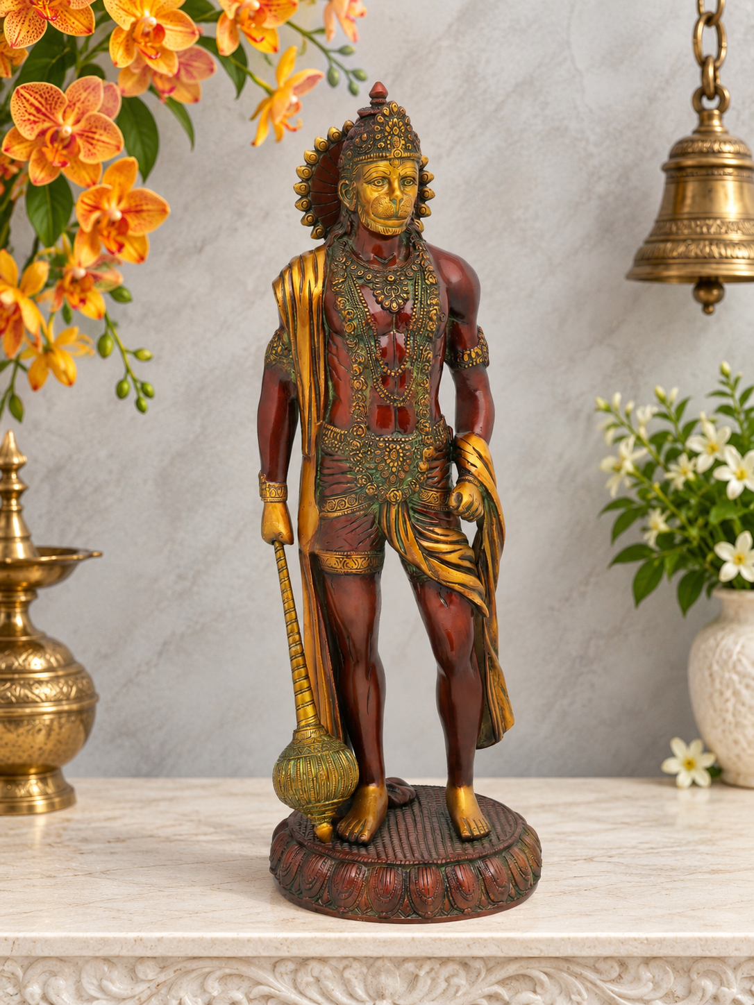 Brassaura® गदा सहित खड़े हनुमान | एंटीक फ़िनिश वाला पीतल | ऊंचाई 23 इंच और वज़न 12 किलो