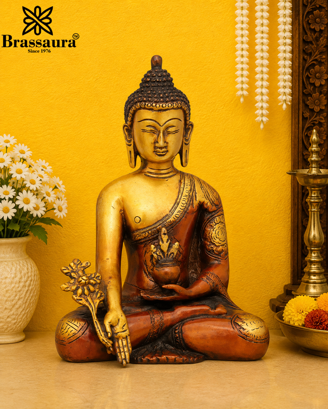 Brassaura® Buddha Seated Bhumisparsha Mudra Idol with Golden And Brown Finish | Pure Superfine Brass Handcrafted Murti | Brass Statue for Home Temple, Pooja Room | Height 7 Inches | Weight 1.8 Kgs