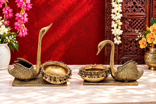 Brassaura® Brass Swan Pair Golden Urli Statue with Golden Brass Finish | Pure Superfine Brass Handcrafted Murti | Brass Statue | Brass Statue for Home Temple, Pooja Room | Height 9.8 Inches | Weight 7 Kgs