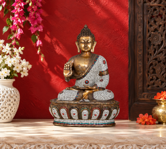 ब्रासौरावृहत आसीन बुद्ध पत्थर की जड़ाई के साथ | शुद्ध पीतल | ऊँचाई 45 इंच और वज़न 87 किग्रा