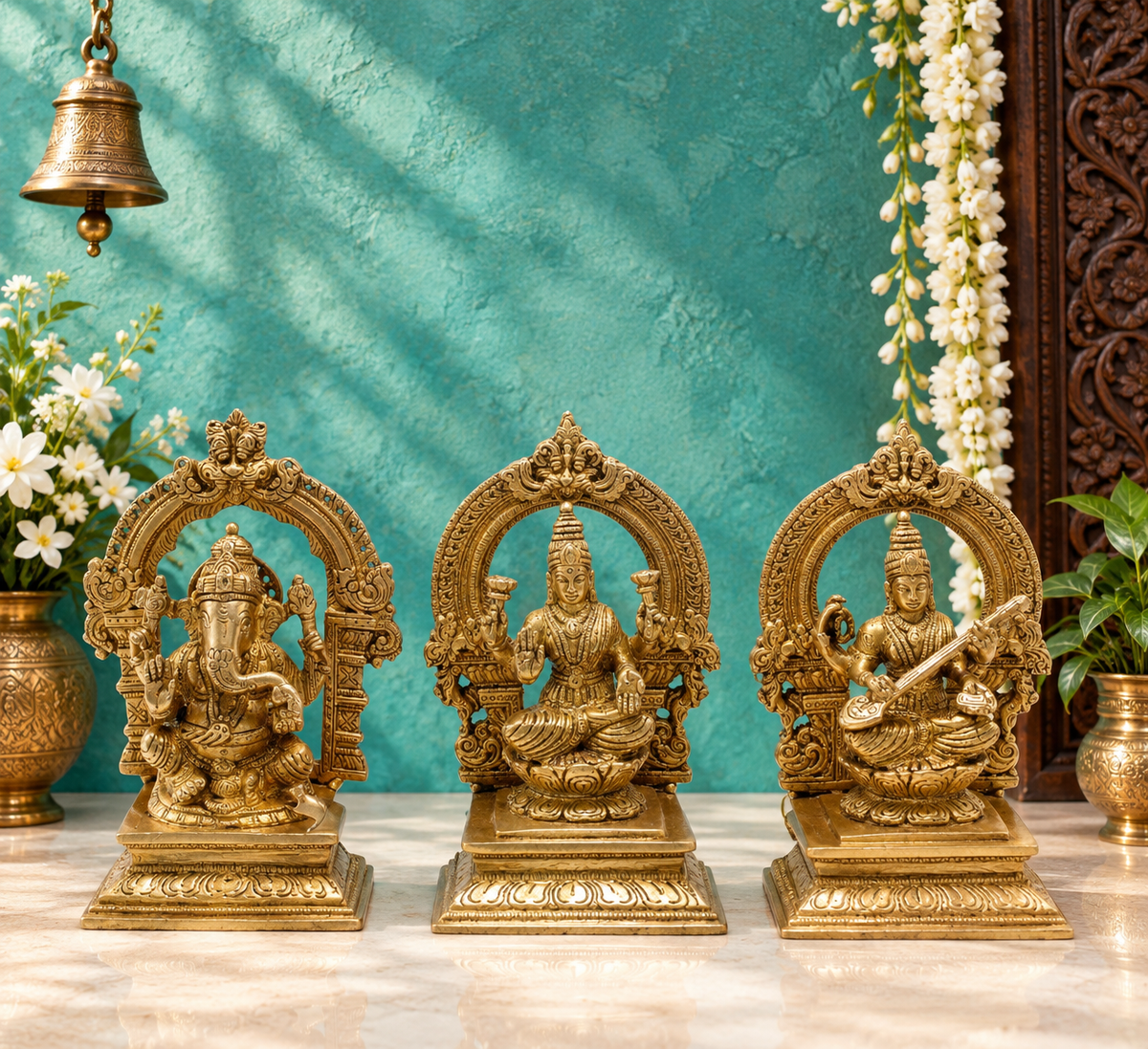 ब्रासुर्रा® ट्रेडिशनल ब्रास लक्ष्मी गणेश सरस्वती मूर्ति - ऊंचाई 7 इंच | हिंदू आइडल