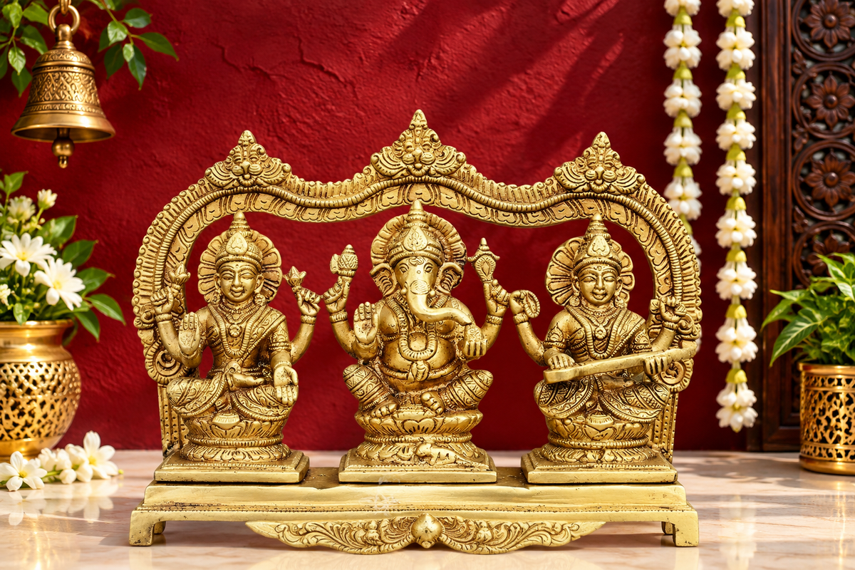 Brassaura® Lakshmi Ganesha Saraswati Idol | Pure Superfine Brass Handcrafted Murti | Brass Statue for Home Temple, Pooja Room | Height 7.9 Inches | Weight 3.8 Kgs