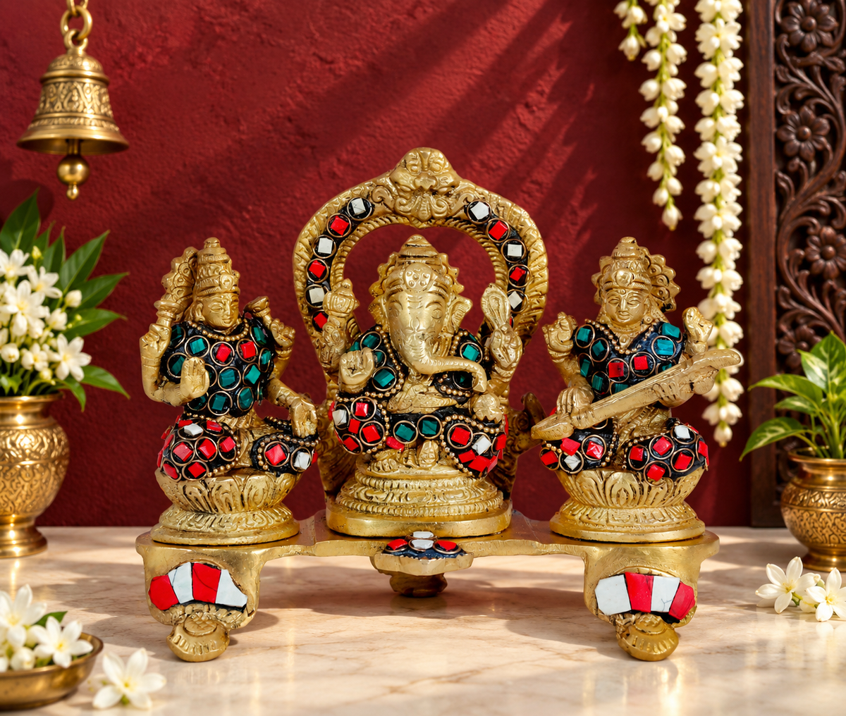 ब्रासोरा™ कलात्मक पीतल रत्न लक्ष्मी गणेश सरस्वती मूर्ति - ऊंचाई 7.6 इंच और वज़न 1.3 किलोग्राम | पूजा कक्ष की मूर्ति