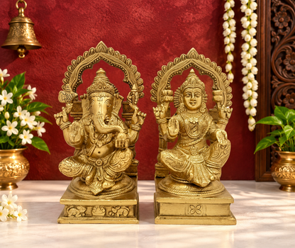 Brassaura® Elegant Lakshmi Ganesha Idol with Traditional Detailing | Pure Superfine Brass Handcrafted Murti | Brass Statue for Home Temple, Pooja Room | Height 9.2 Inches | Weight 5.9 Kgs