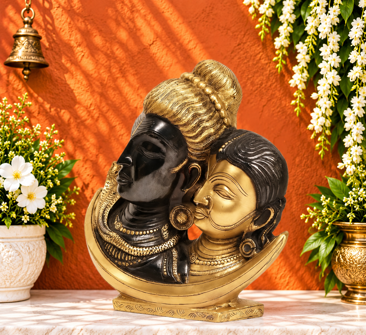 ब्रासौर® पीतल शिव पार्वती आधुनिक कला की मूर्ति | ऊँचाई 9.5 इंच और वज़न 4.52 किलोग्राम