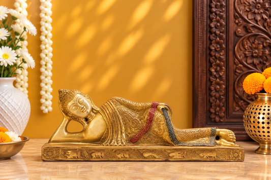 Brassaura® Relaxing Buddha Idol with White & Gold Patina Multicolor Finish | Pure Superfine Brass Handcrafted Murti | Brass Statue for Home Temple, Pooja Room | Height 3 Inches | Weight 1.05 Kgs