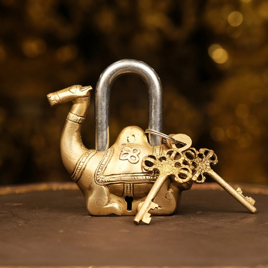 Brassaura® Brass Camel Lock with Keys | Height 4.5 Inches