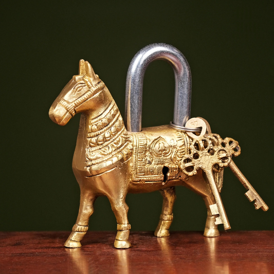 Brassaura® Brass Horse Lock with Keys | Height 5.5 Inches