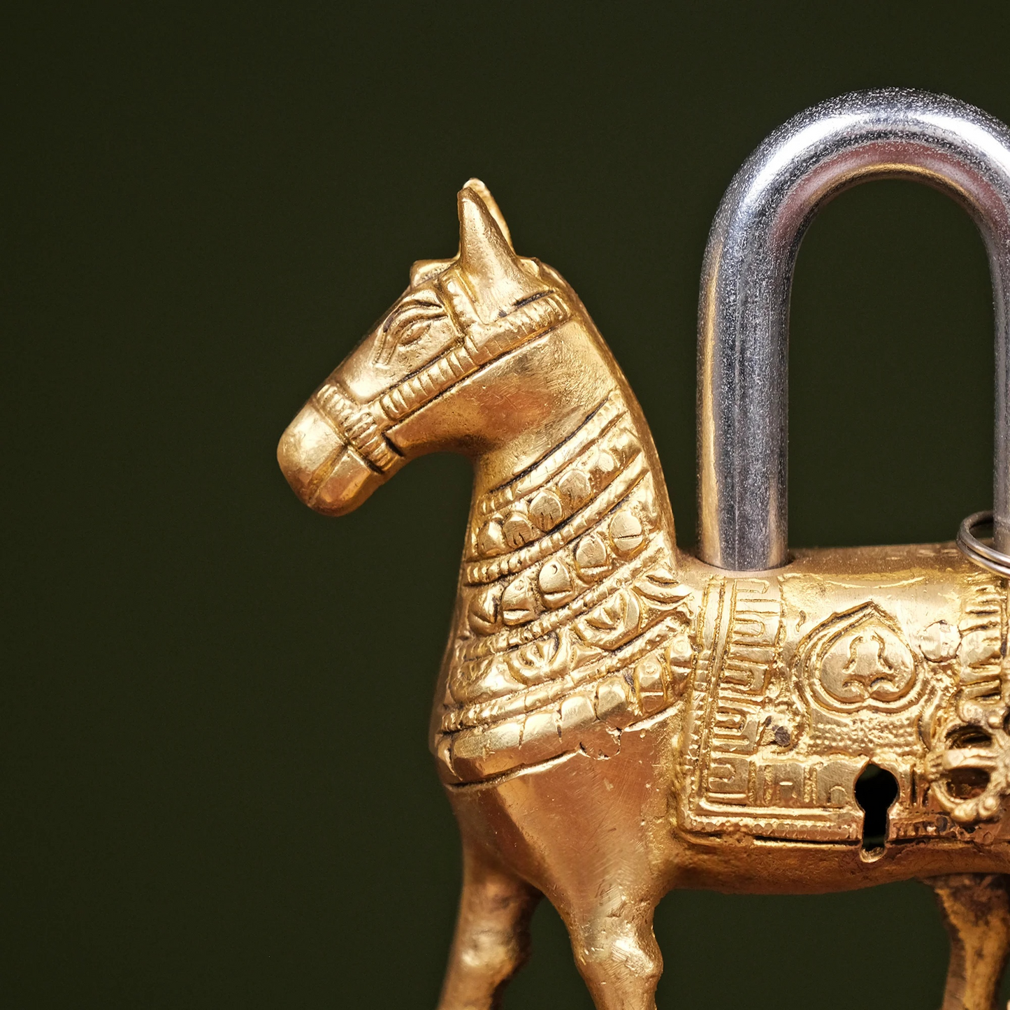Brassaura® Brass Horse Lock with Keys | Height 5.5 Inches