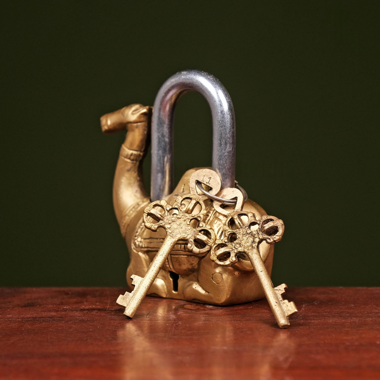 Brassaura® Brass Camel Lock with Keys | Height 4.5 Inches