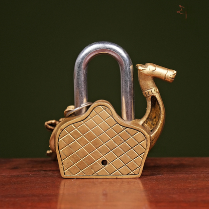 Brassaura® Brass Camel Lock with Keys | Height 4.5 Inches