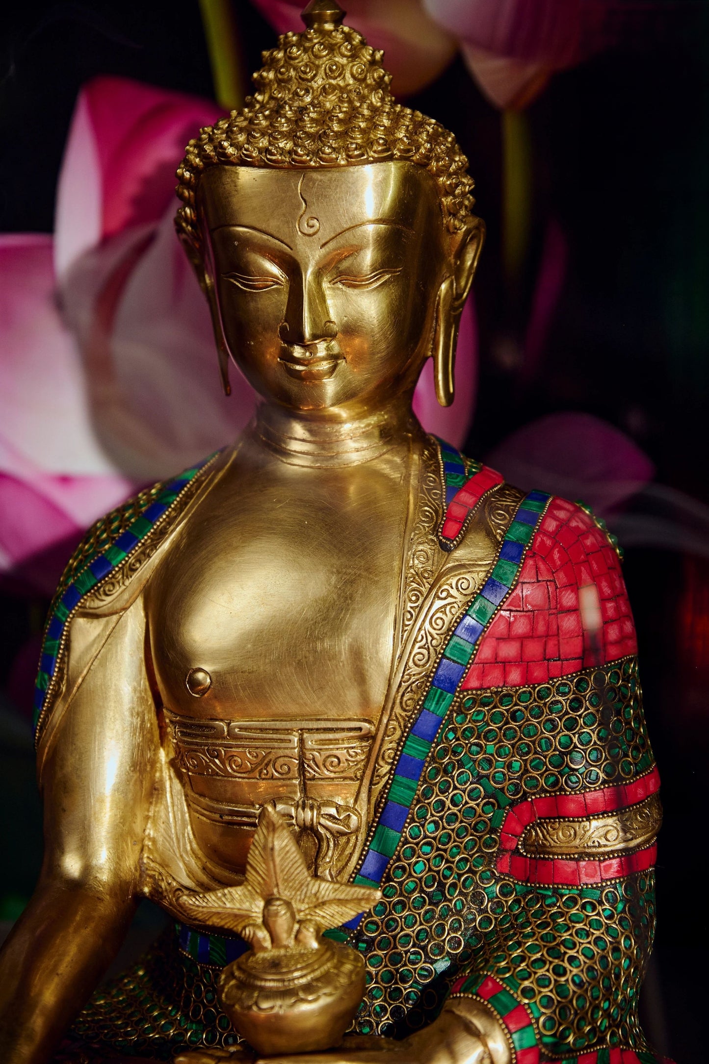 Brassaura® Brass Buddha Statue in Bhumisparsha Mudra | Height 16 Inches