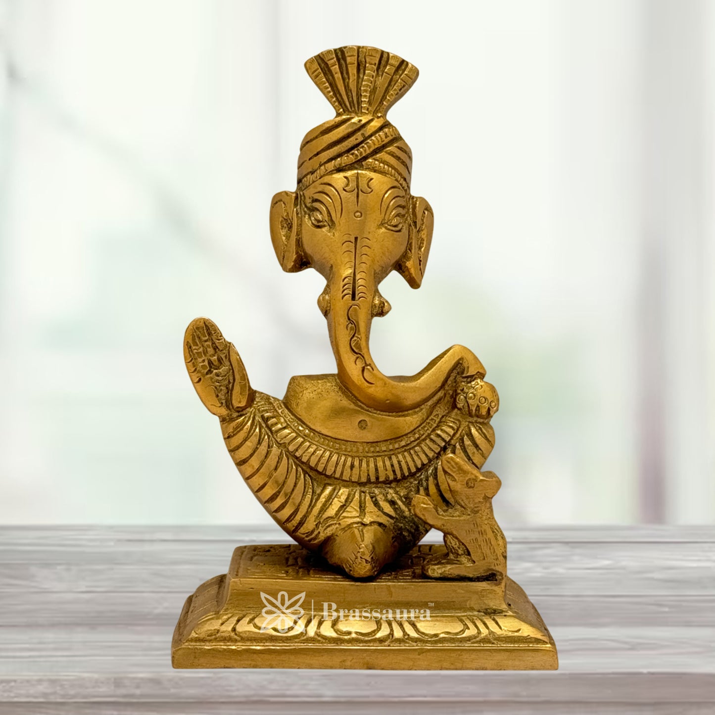 Brass Modern Ganesha Idol for Home and Decor Weight 1.1 Kg Height 15 cm