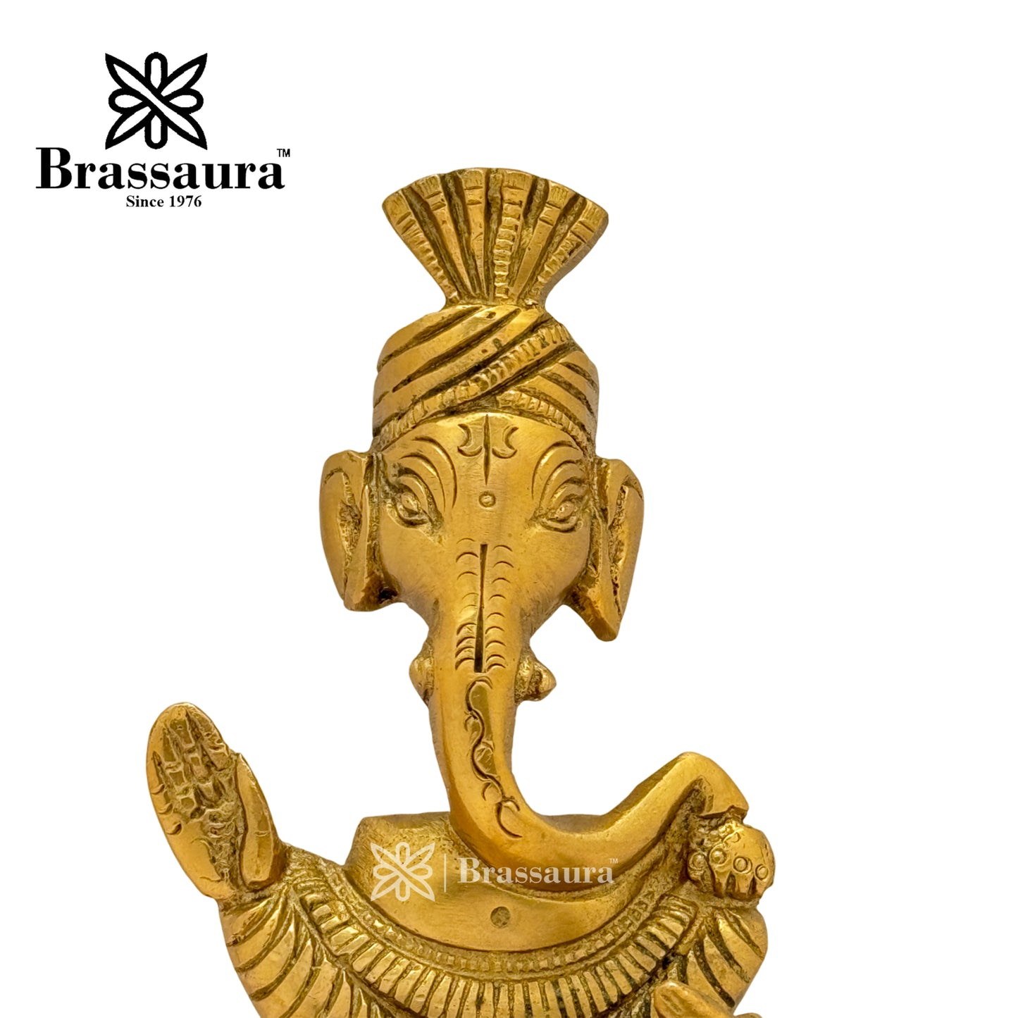 Brass Modern Ganesha Idol for Home and Decor Weight 1.1 Kg Height 15 cm