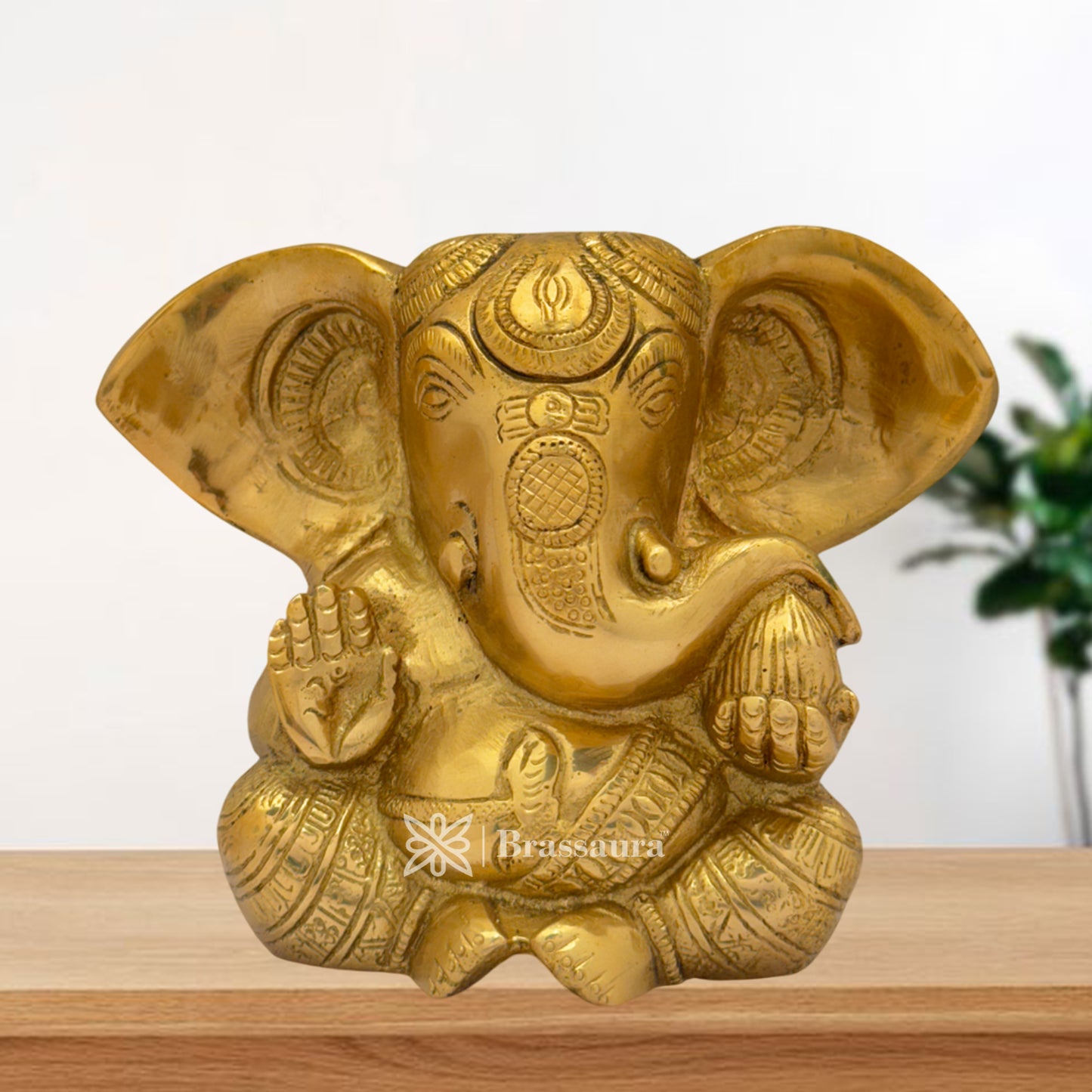 Brass Ganesha Idol for Home and Decor Weight 1.5 Kg Height 12 cm