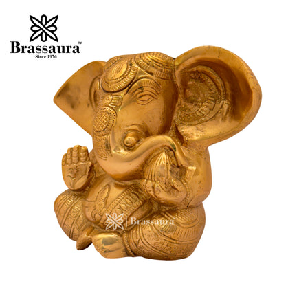 Brass Ganesha Idol for Home and Decor Weight 1.5 Kg Height 12 cm