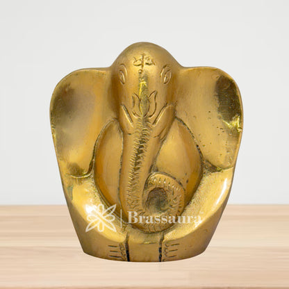 Brass Modern Ganesha Idol for Home and Decor Weight .6 Kg Height 9 cm