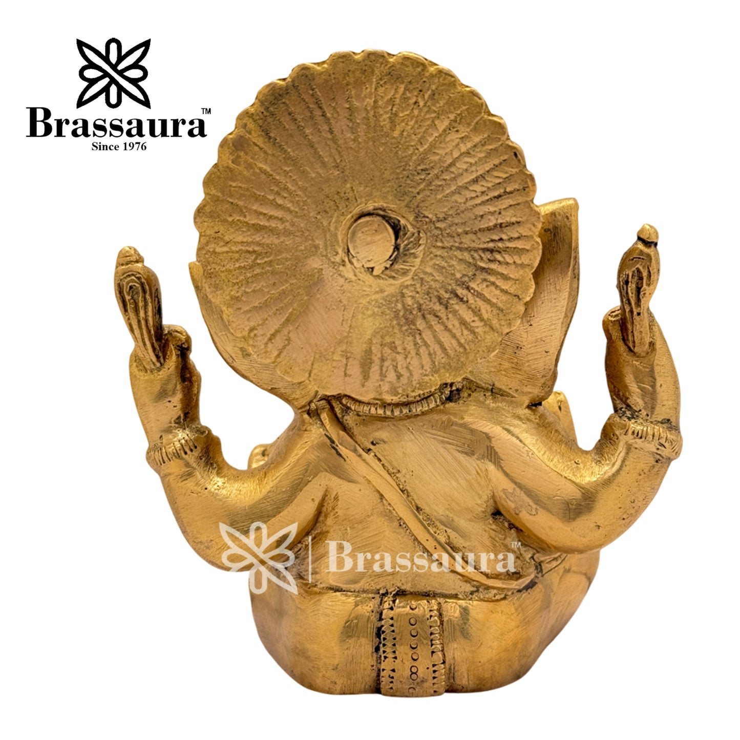 Brass Modern Ganesha Idol for Home and Decor Weight 1.5 Kg Height 13 cm