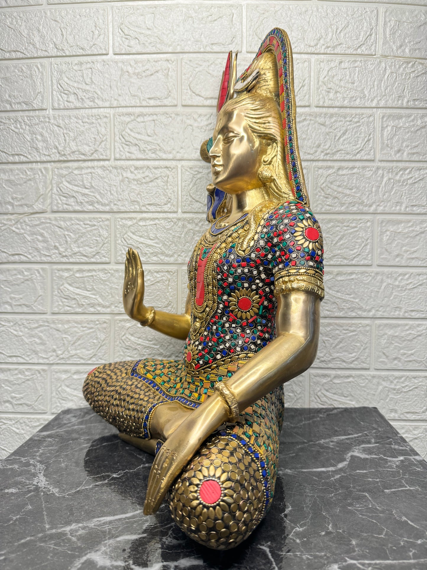 Brassaura™ Brass Shiva Idol Adorned with Gem Stones –– Height 20 Inches & Weight 13.7 Kgs | Traditional Décor