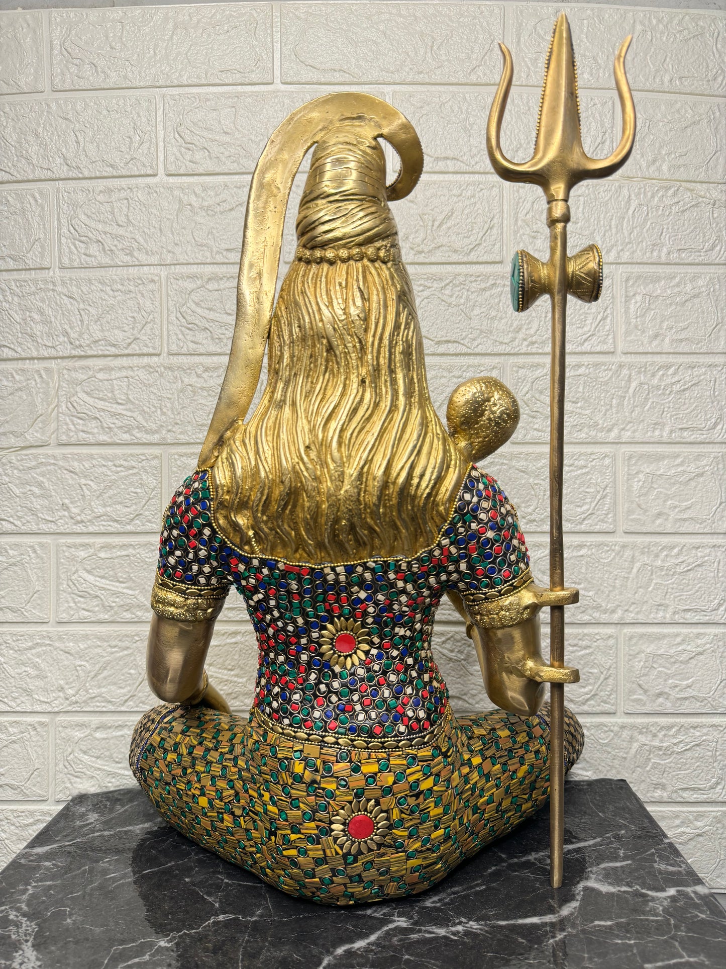 Brassaura™ Brass Shiva Idol Adorned with Gem Stones –– Height 20 Inches & Weight 13.7 Kgs | Traditional Décor