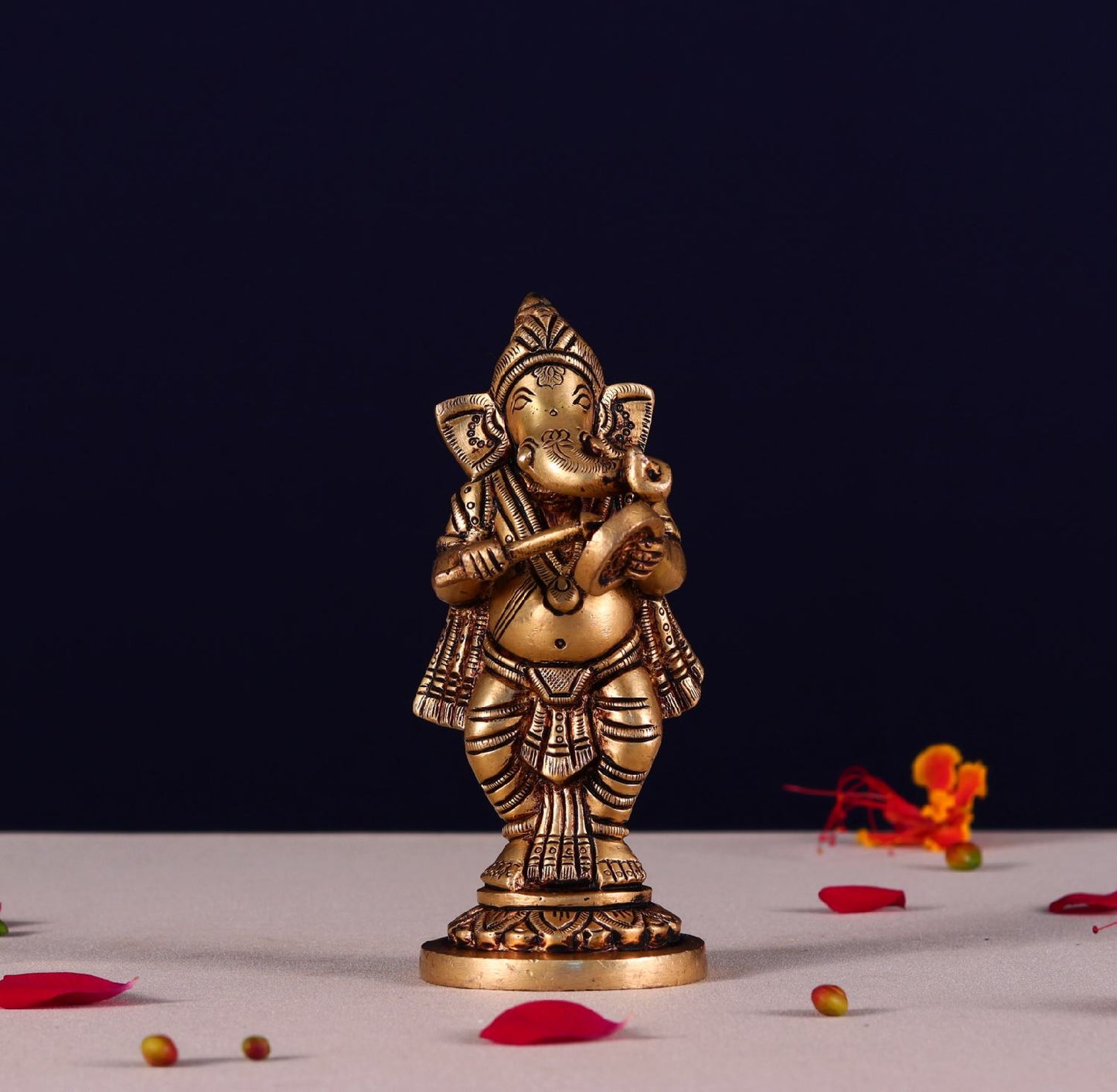 ब्रासौरा® गणेश म्यूज़िकल ब्रास आइडल सेट | शुद्ध पीतल | ऊंचाई 5.1 इंच और वज़न 3.3 किलोग्राम