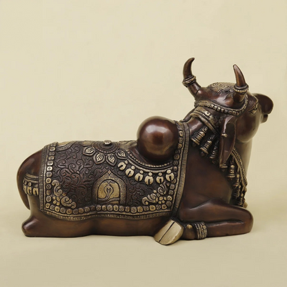 Brassaura® Divine Nandi Maharaj Brass Statue | Sacred Vehicle of Lord Shiva | Height 10 Inches