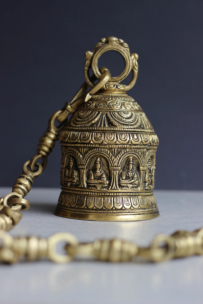 ब्रासोरा® वृंदावन वेणुगोपाल कृष्ण पीतल की प्रतिमा मोर के साथ | एंटीक नीला और सुनहरा रंग | ऊँचाई 20 इंच