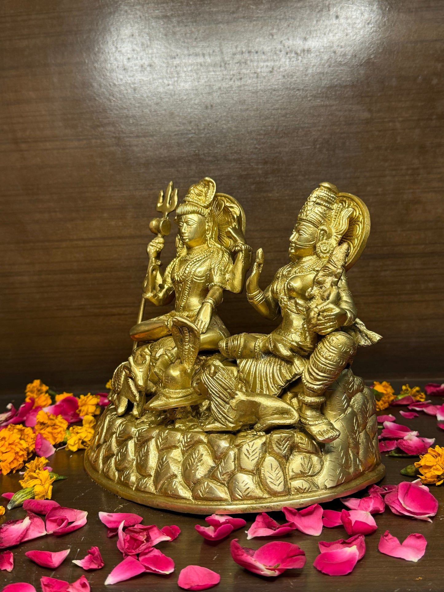 Brass Golden Shiva Parivar Murti for Home and Decor ShowPiece for Living Room Height 23 cm Weight 4.4 Kg