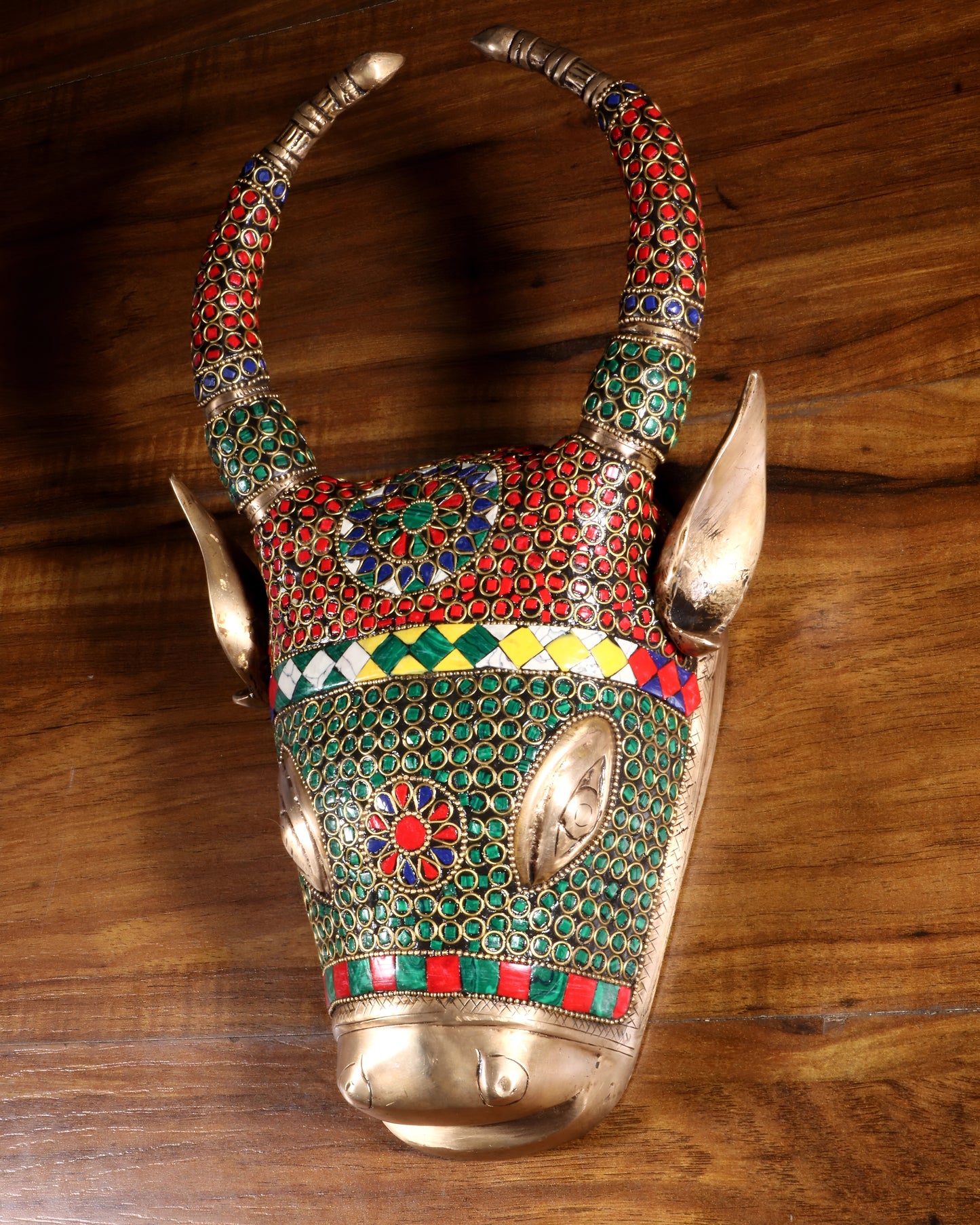 Brassaura™ Brass Cow Head Wall Hanging with Stonework | Handcrafted Decorative Wall Art | Weight 3 Kgs | Height 12.2 Inches