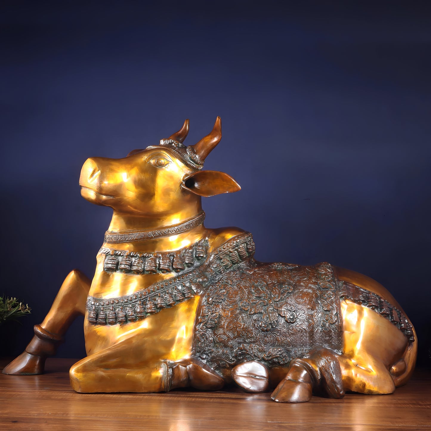 Brassaura™ Brass Antique Large Nandi Sculpture with Gold & Copper Tone | Handcrafted Traditional Décor | Weight 30 Kgs | Height 21.5 Inches