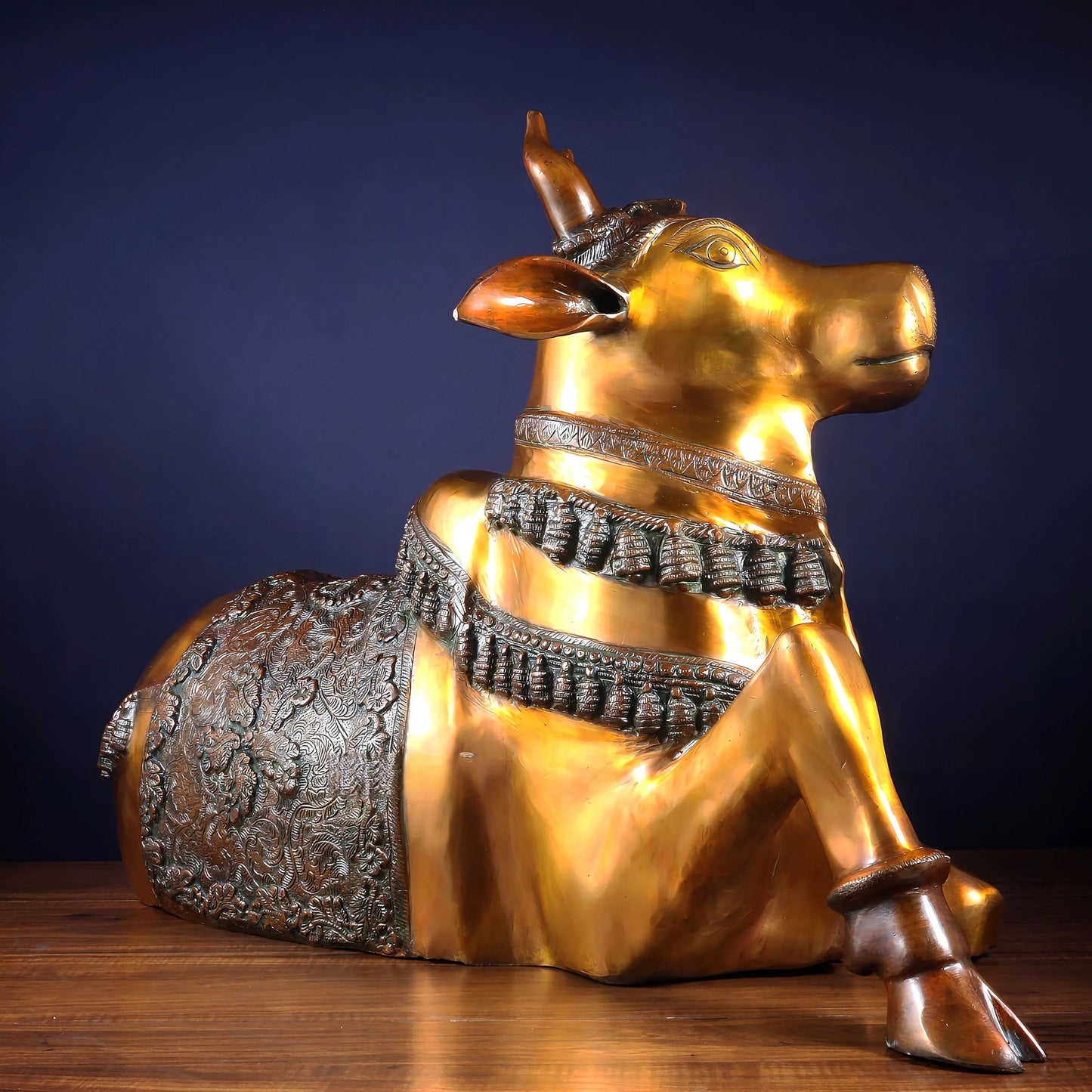 Brassaura™ Brass Antique Large Nandi Sculpture with Gold & Copper Tone | Handcrafted Traditional Décor | Weight 30 Kgs | Height 21.5 Inches