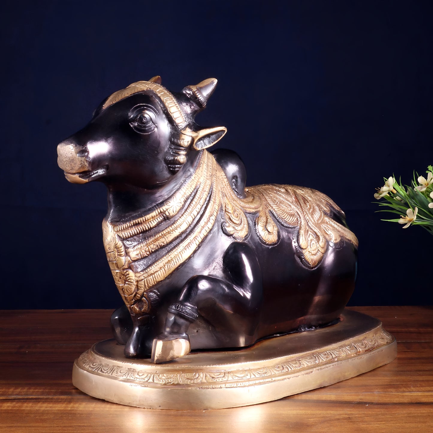 Brassaura™ Pure Brass Nandi Idol with Heat-Treated Black Finish | Handcrafted South Indian Temple Art | Weight 7 Kgs | Height 9.5 Inches