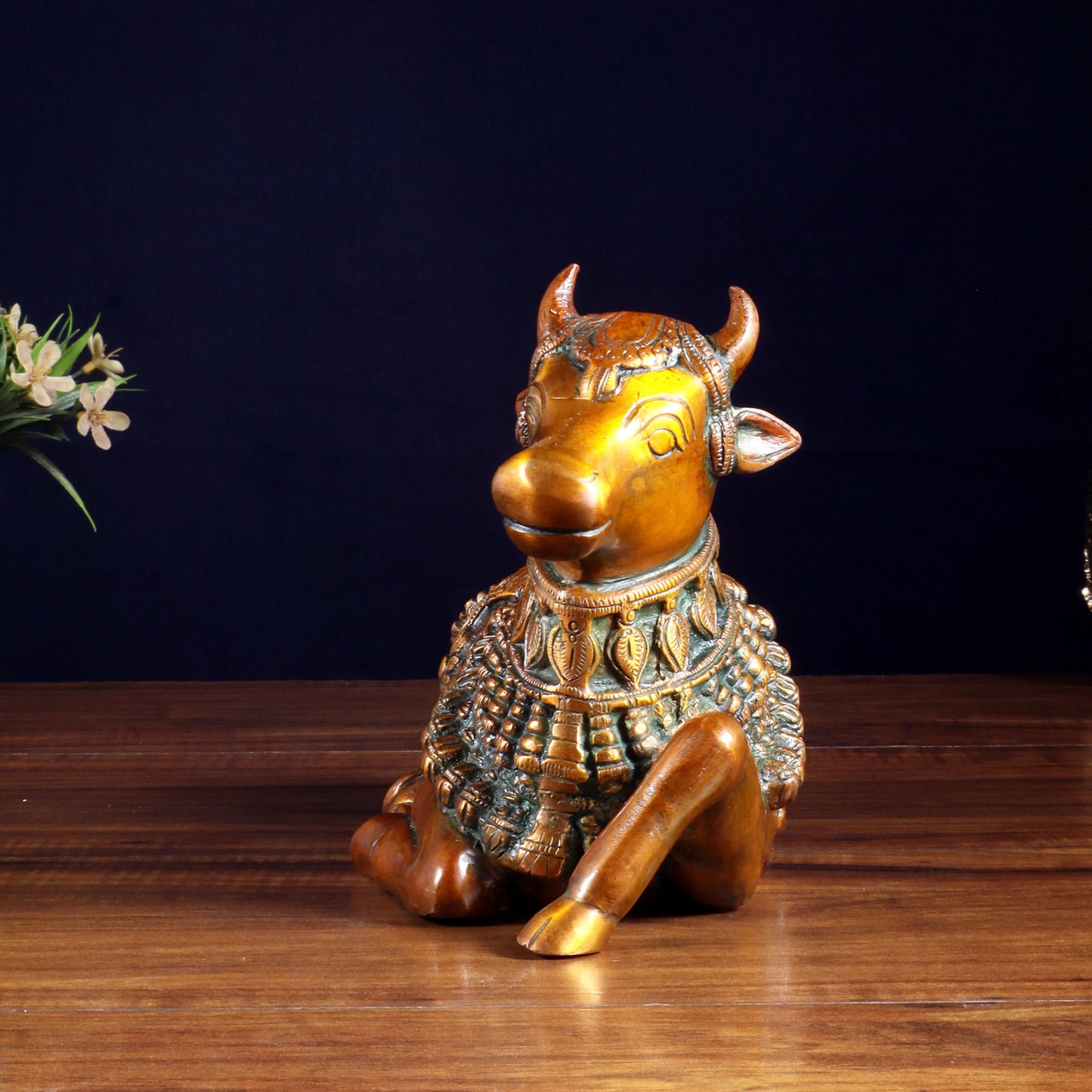 Brassaura™ Pure Brass Engraved Nandi Statue with Double Chola Tone | Handcrafted Spiritual Décor | Weight 2.8 Kgs | Width 10 Inches