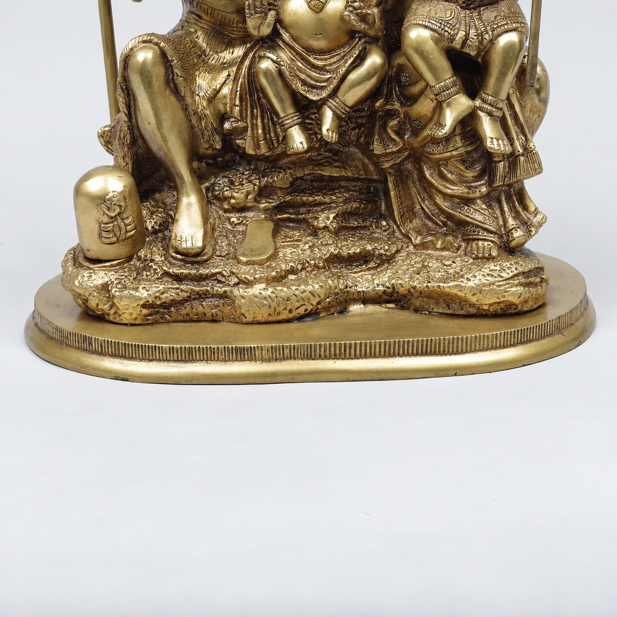 Brassaura® Shiva Family Seated Idol with Golden Finish | Pure Superfine Brass Handcrafted Murti | Brass Statue for Home Temple, Pooja Room | Height 12 Inches | Weight 8.9 Kgs