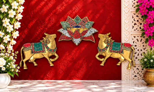 Brassaura® Brass Kamdhenu Cow with Lotus Flower Wall Hanging with Traditional Handcrafted Multi-Tone Finish | Pure Superfine Brass Handcrafted Murti | Brass Statue for Home Temple, Pooja Room | Height 5 Inches | Weight 0.8 Kgs