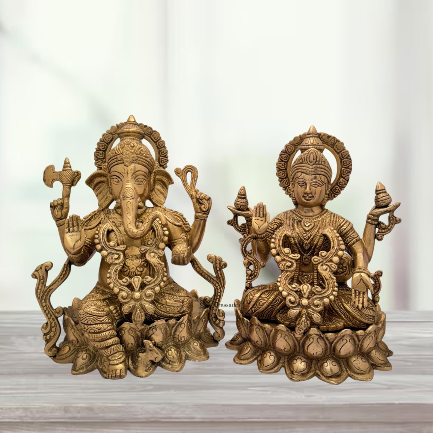 Brass Laxmi Ganesha Murti for Home and Decor Show Piece for Living Room Height 27 cm Weight 8.7 Kg