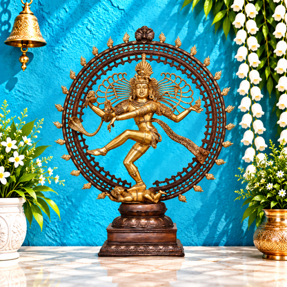 ब्रासोरा® वृंदावन वेणुगोपाल कृष्ण पीतल की प्रतिमा मोर के साथ | एंटीक नीला और सुनहरा रंग | ऊँचाई 20 इंच