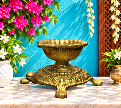 Brassaura® Brass Tortoise Diya with Traditional Brass Finish | Pure Superfine Brass Handcrafted Murti | Brass Statue for Home Temple, Pooja Room | Height 5.1 Inches | Weight 1.55 Kgs