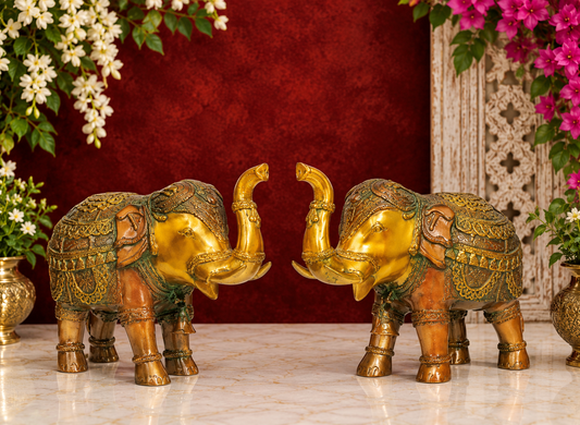 ब्रॉसर्रा® सजावटी पीतल हाथी मूर्तियों का एक जोड़ा | शुद्ध पीतल | ऊंचाई 10.5 इंच और वजन 14.80 किलोग्राम