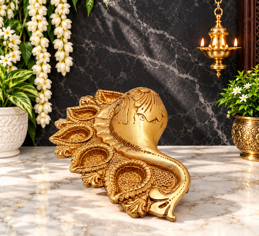 Brassaura® Brass Vishnu Diya Shankh with Traditional Brass Finish | Pure Superfine Brass Handcrafted Murti | Brass Statue for Home Temple, Pooja Room | Height 2.75 Inches | Weight 0.8 Kgs